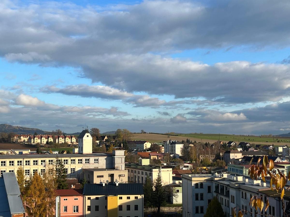 Apartmany Male Namesti, Броумов Екстер'єр фото