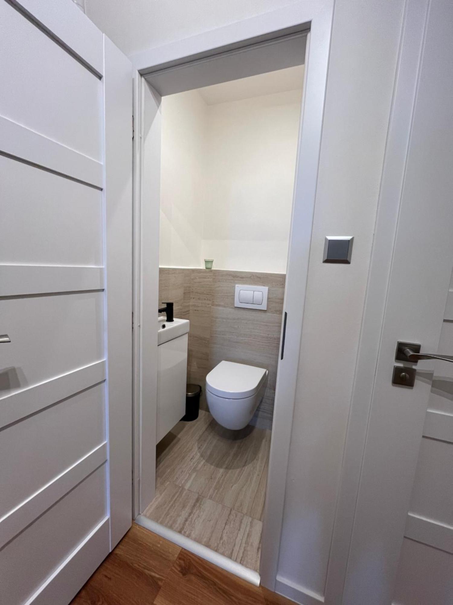 Apartmany Male Namesti, Броумов Екстер'єр фото